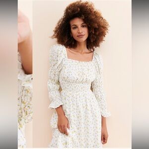 RAHI Ditsy Floral Nap Dress size small NWOT cotton perfect for spring cottage!!